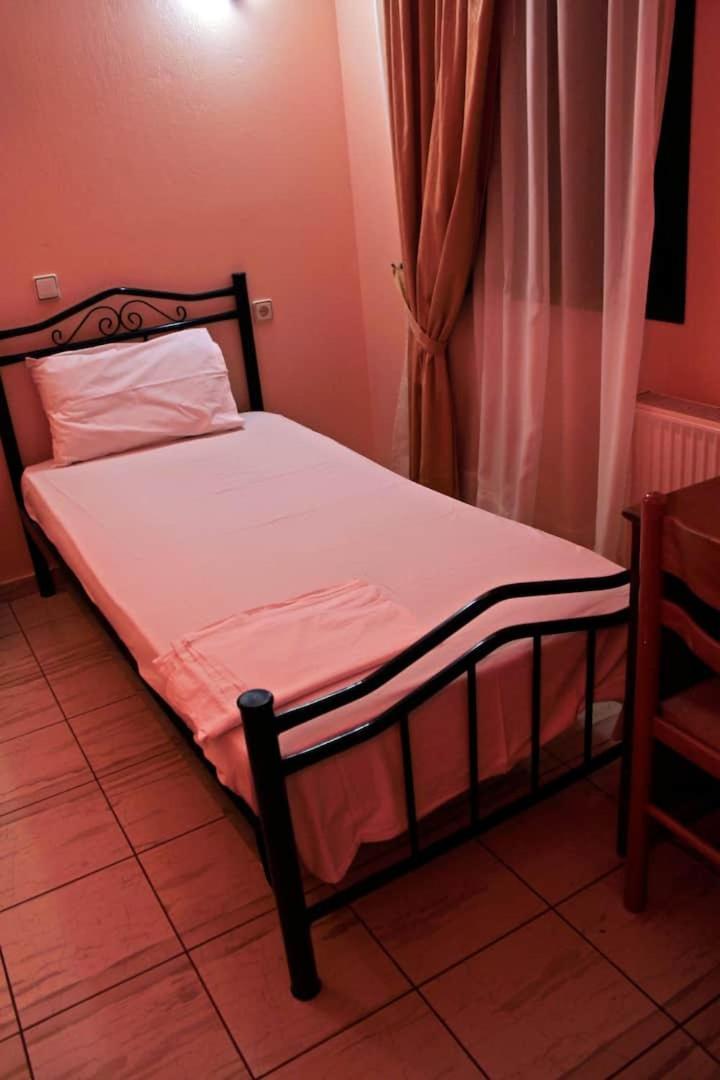 Guesthouse Bizani Neo Mpizani Zimmer foto
